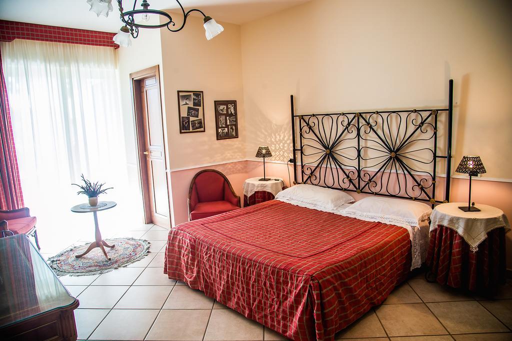 Bed And Breakfast El Dueno Палинуро Екстериор снимка
